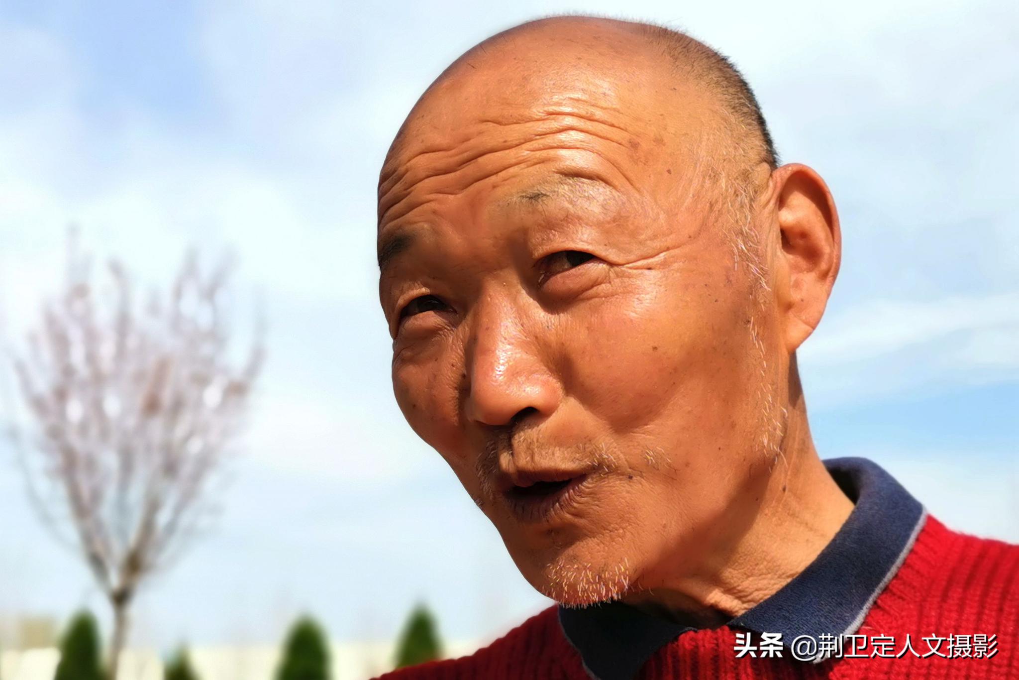 山西66岁农民大叔追求经济独立,野外生活5年,看活成啥样