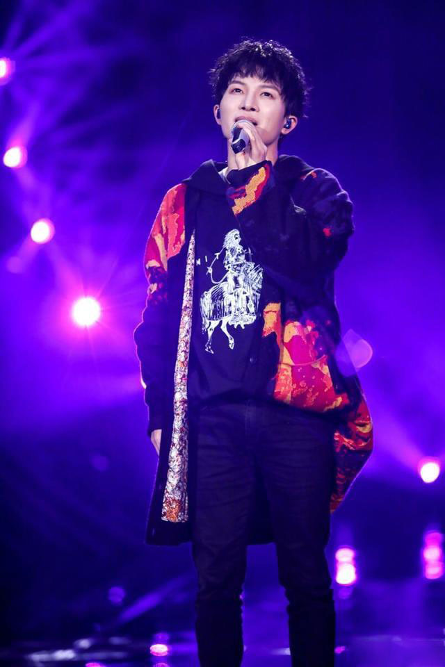 歌手2020:华晨宇饱受争议,黄霄云遭炮轰,周深为何能赢得人心?