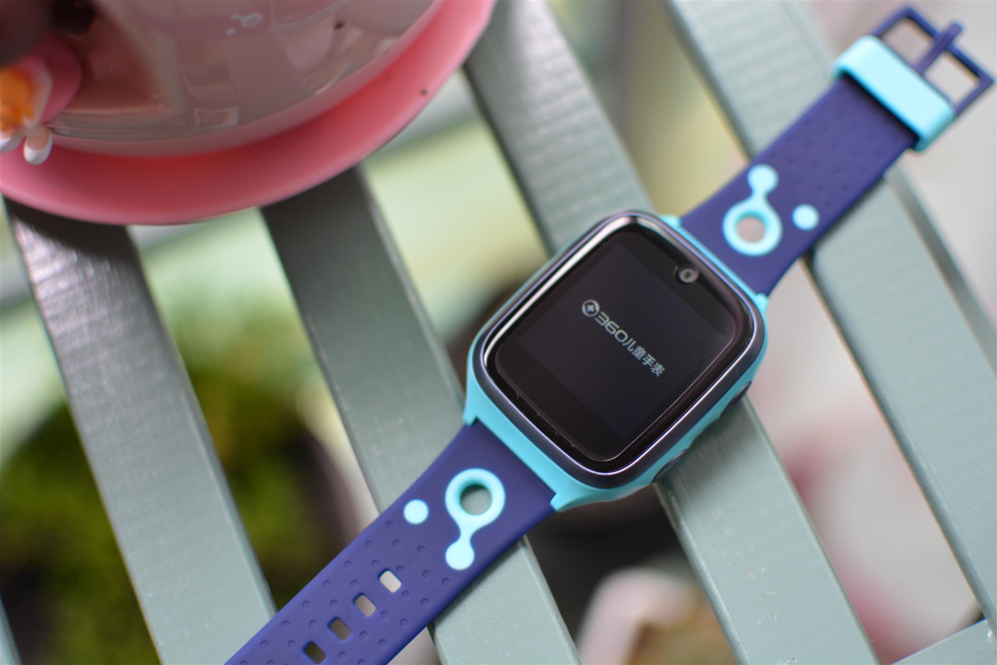 通话效果清晰定位准确的360儿童电话手表8x简评