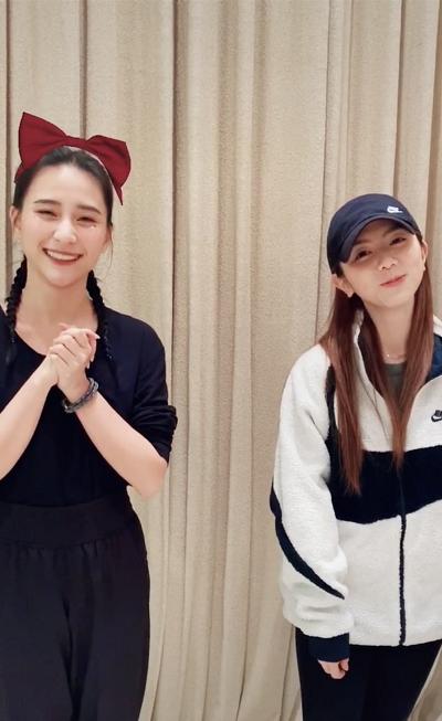 何超莲邓紫棋同框献声一个温柔似邻家姐姐一个帅气似男团