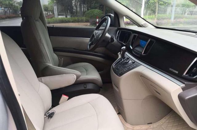 盘点车上很是闹心的七大配置，买完回家你后悔了吗？