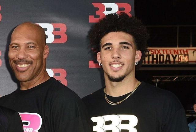 球爹没有偷窃事件的话二球会是乐透秀