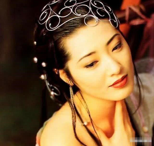 日本最艳女星, 饰演潘金莲在内地走红, 今43岁沦落成这样?