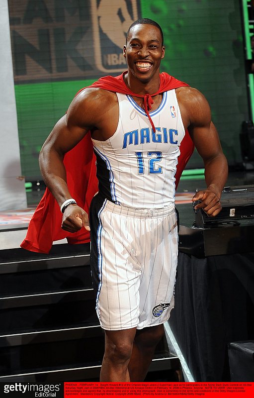 魔兽霍华德距离nba历史篮板榜前10还有多远