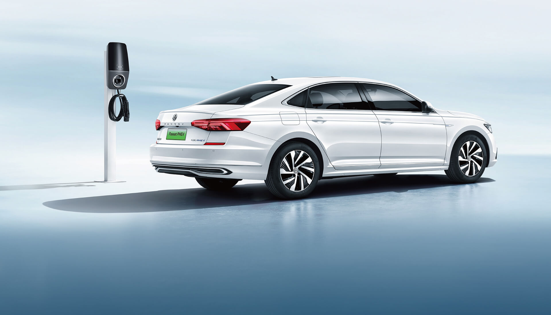 帕萨特插电混动新能源是如何成为爆款的?-新浪汽车