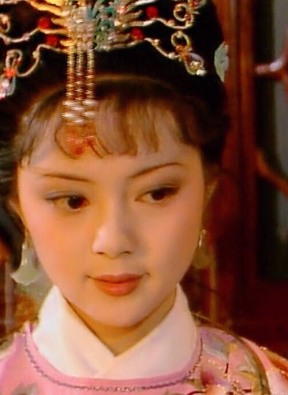 薛宝钗的小丫头,为什么敢当面顶撞贾府少爷,拦都拦不住?