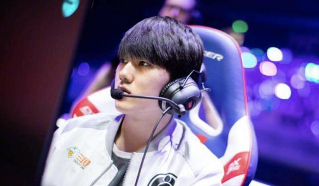 阿水已经离开赛场一百天!现在他回来还有队要吗?