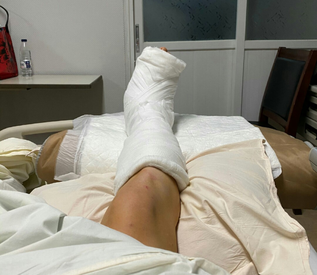 郭德纲力捧的帅气弟子曾摔断9根肋骨如今28岁人气口碑都下降