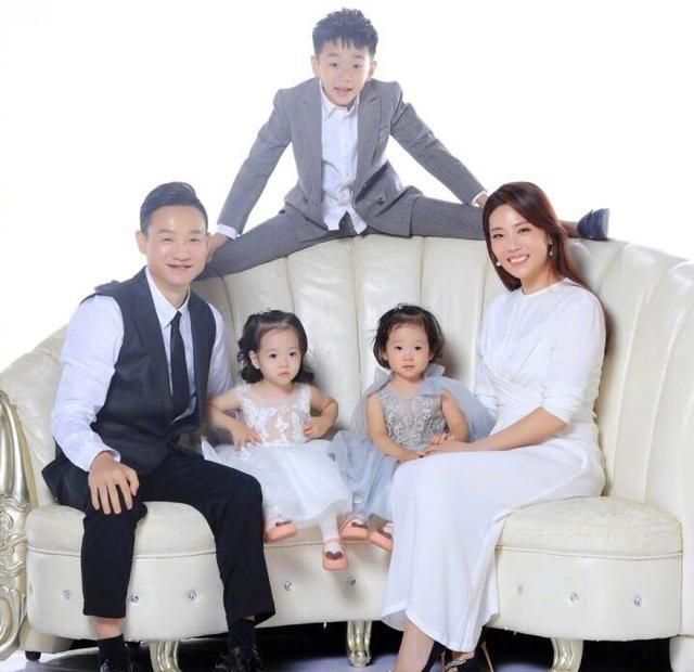 唐嫣罗晋被传生龙凤胎为何千分之五概率下女明星常生双胞胎