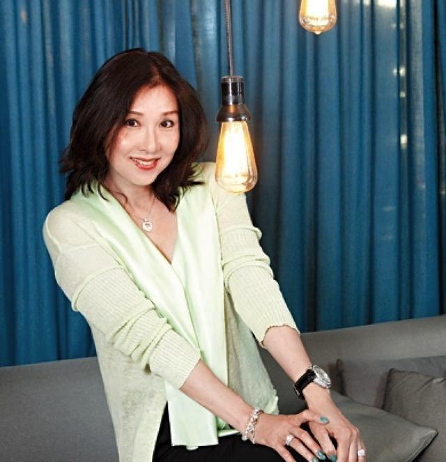 知晓,家庭关系复杂五姐弟不同爸妈|赵世曾|奉子成婚|赵式芝_新浪新闻