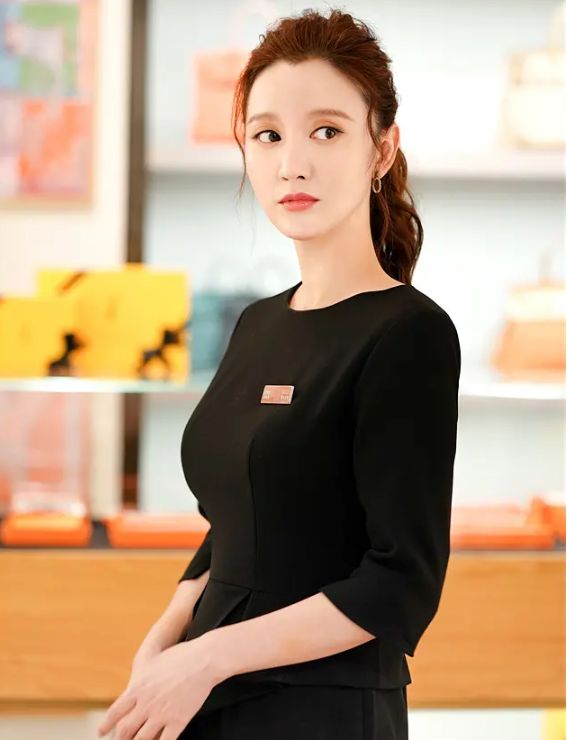 《安家》比潘贵雨还气人的角色!把房似锦害惨,把小楼逼回老家