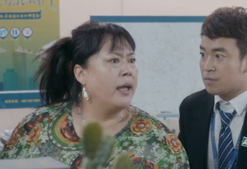 安家:房店长护夫!观众却被老油条的这句话惹怒,喊话编剧快道歉