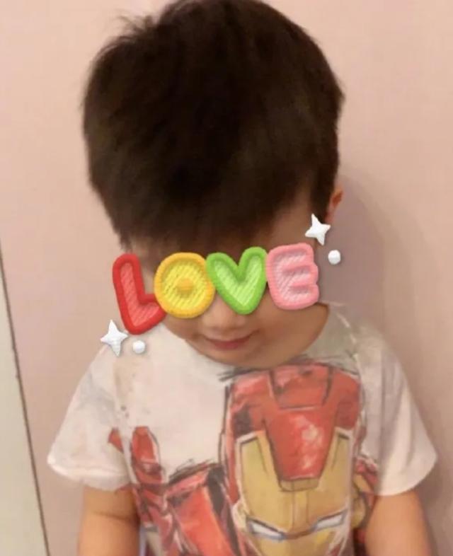 陈妍希陈晓孩子露脸不愧是渣男的孩子长大之后那还了得