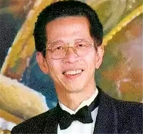 不过张益唐到了美国后并没有顺风顺水,因为和莫宗坚的关系一度紧张