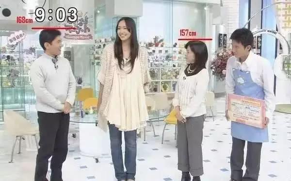 看看新垣结衣就知道了…|新垣结衣|身高|脸蛋_新浪新闻