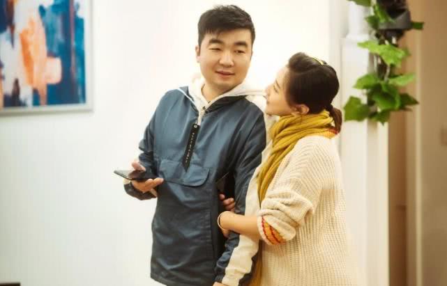 梁超用自己的专业来质疑妻子的浪漫,何雯娜的婚姻真的幸福吗