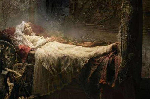 真实睡美人:生前成圣女,沉睡141年容貌身体不腐,科学难以解释