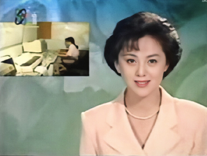 国嘴海霞24年前播新闻旧照曝光,气质绝佳眉毛抢镜,老公非常优秀