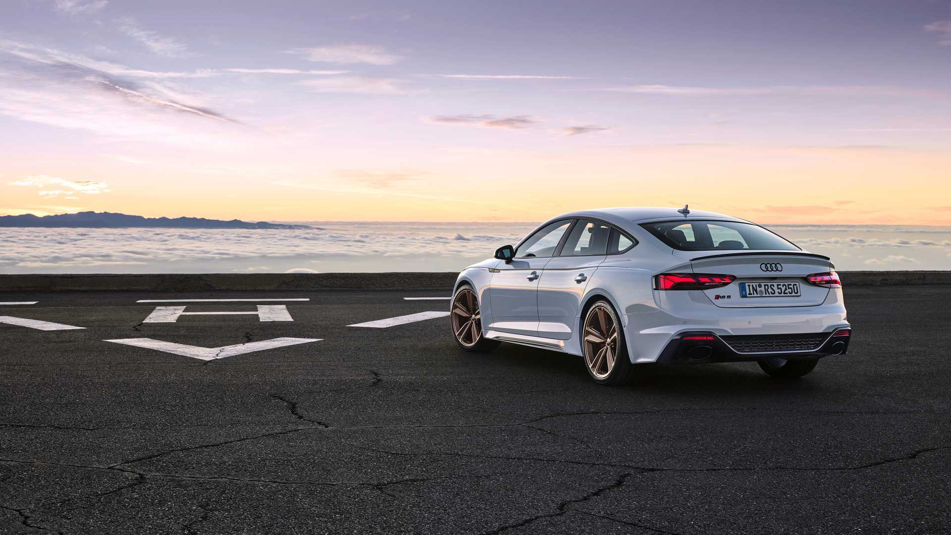 极致炫酷的样子!新款奥迪rs 5官图发布!