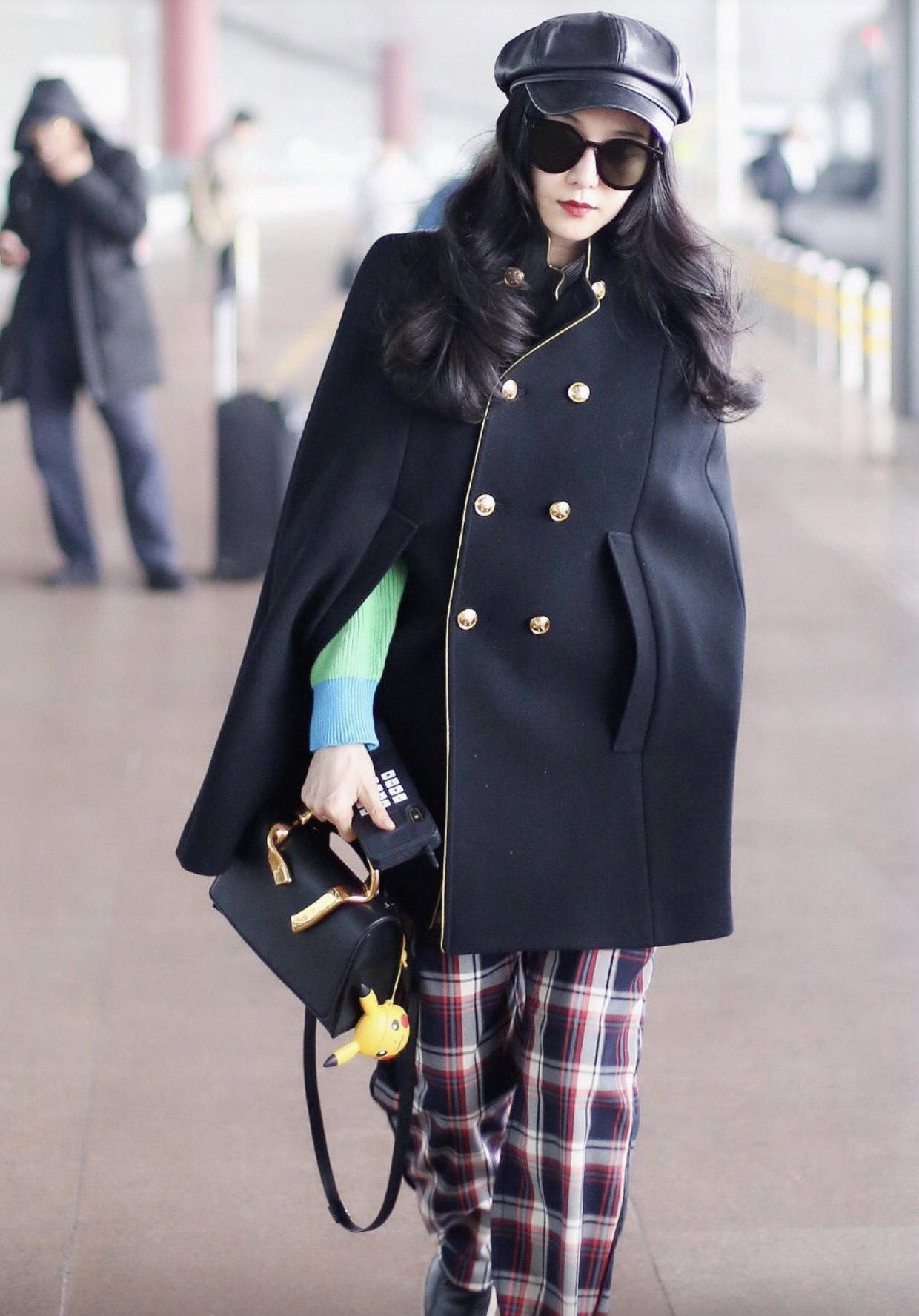 范冰冰穿搭还是那么高调!一件薄荷绿精致文艺,浪漫优雅又有气场