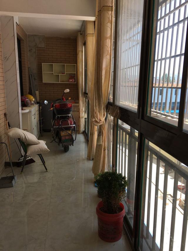 晒晒140平的拆迁安置房,亲戚个个羡慕不已,我却高兴不起来