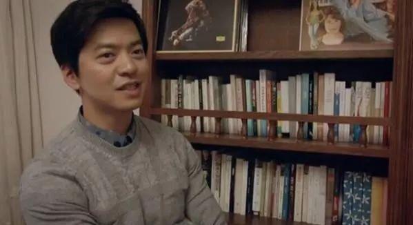 李健大方公开租住的私宅,这一房间就是他的宝库!