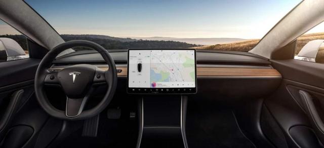 买车还送游戏机，这3款车机让你坐车里就能畅玩游戏！