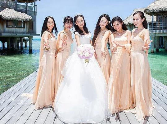 有种阵容叫做佟丽娅的"伴娘团",曾被嘲讽排场低,今红出新高度