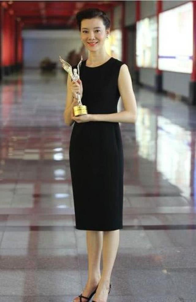 时隔8年,车晓首次谈起与山西首富离婚的原因,网友:心疼你