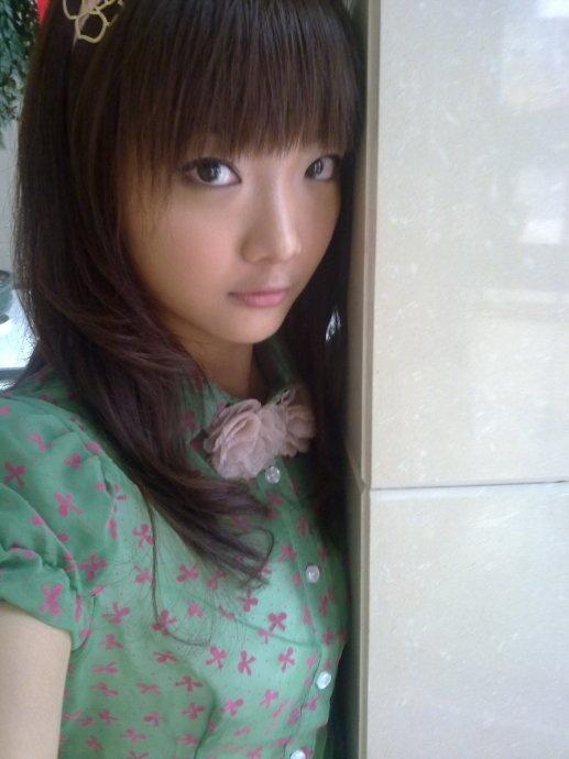 "娃娃脸"影后曹苑,3岁孩子的母亲,老公是《庆余年》的大宝