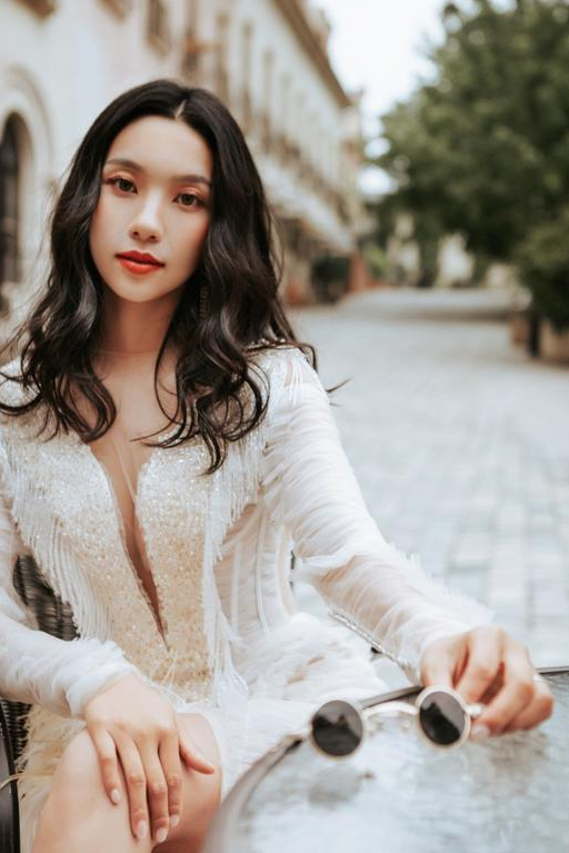 她是中国首位ufc举牌女郎,身材出众喜欢詹姆斯,至今还是单身|王晶晶