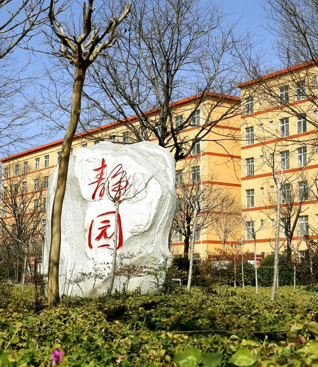 法门高中春风十里诗意校园