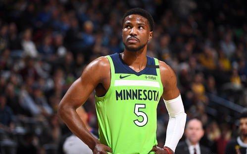 12人交易的最大赢家!拒绝3年3千万,新合同或暴涨1亿