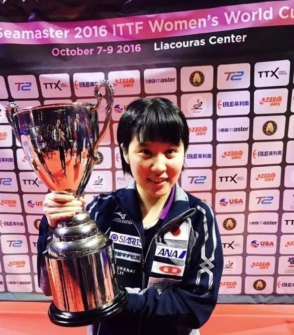 李隽早已在当地结婚生子,有了自己的家庭,但她本人对于乒乓球的热爱
