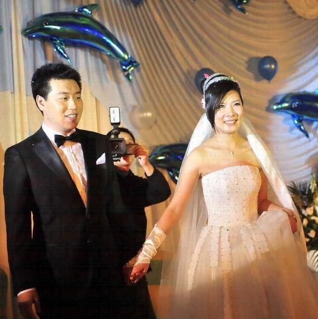 体坛届金童玉女,最牛冠军夫妻,妻子成奥组委成员|庞伟|杜丽|体坛_新浪