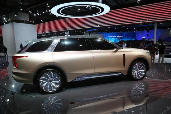 续航超600km，中国版“库里南”红旗E115明年将投产