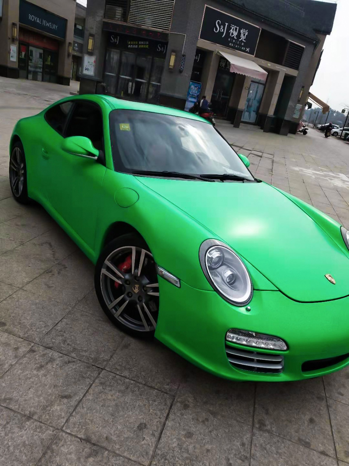 911车身改色电光苹果绿 rg瑞集改色膜韶关南雄加盟店出品-新浪汽车