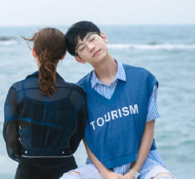 腾讯又来一青春恋爱剧,超甜组合让人很上头,仅看剧照就想追