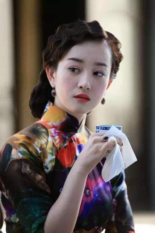 被于正批"又傻又白痴"的张檬,穿上旗袍后,却美得这么惊艳!
