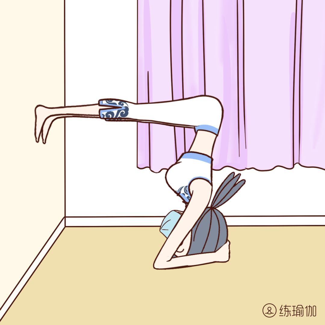 瑜伽体式之王坚持倒立60秒皮肤紧致人年轻高阶玩家都在练