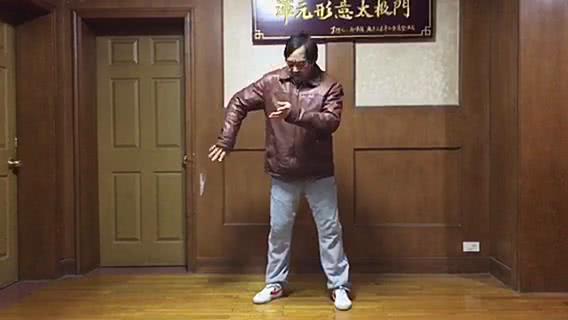 难怪敢指导张伟丽3分钟太极马保国我体能好一天三战都不喘