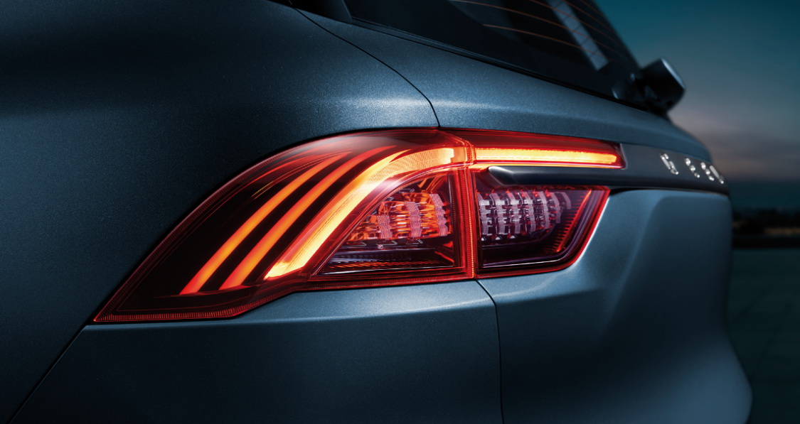 吉利豪越细节提前看：七座SUV还是MPV？| 新车