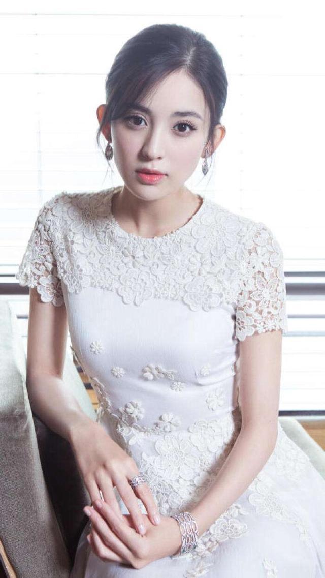 网友选出最让人讨厌的女演员,杨幂,迪丽热巴,古力娜扎,沈梦辰