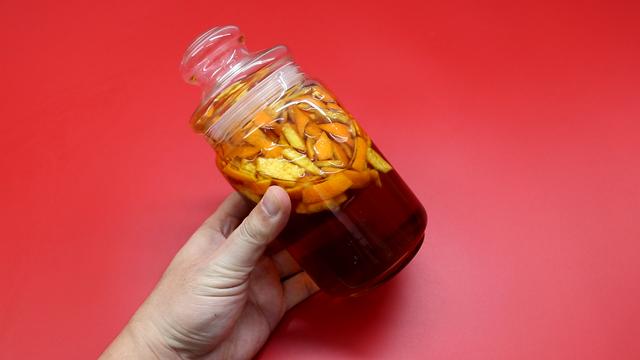 吃剩下的橘子皮一个别丢放家里有作用让你一年节省好几百