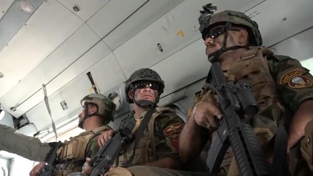 美军撤离让恐怖分子想东山再起,伊拉克特种兵急了,苦练各种战术