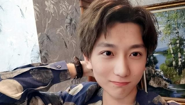 王者荣耀大腿杯700人华山论剑,口袋,吴日天和如清风稳居前三|虎牙