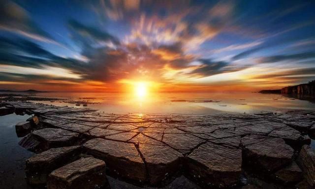 摄影技巧:大光比的风光照片怎么拍?