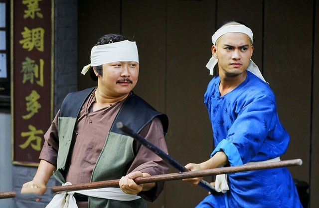 中年黄蓉",而这部戏里凑巧又和黄日华饰演一对情侣最后李文茂舍身取义