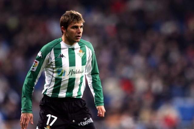 02世界杯西班牙唯一现役球员揭秘越老越妖的贝蒂斯传奇华金