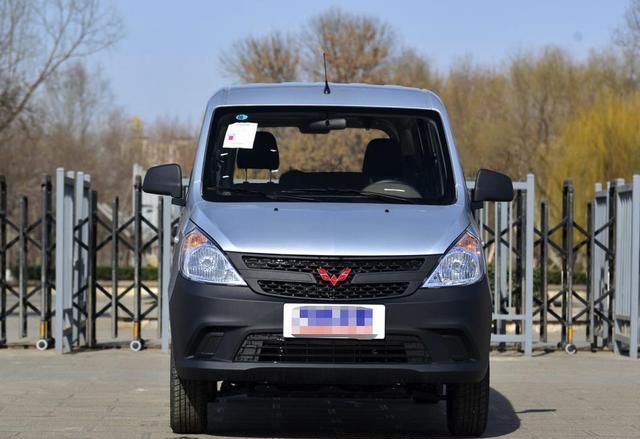 能获得成功的五菱之光v,除了仰仗外观外,还有哪些亮点?